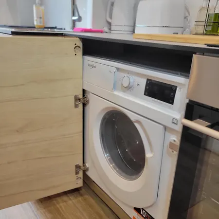 Amazing A Stone's Throw From The Of Lights - Paris Apartment Clichy